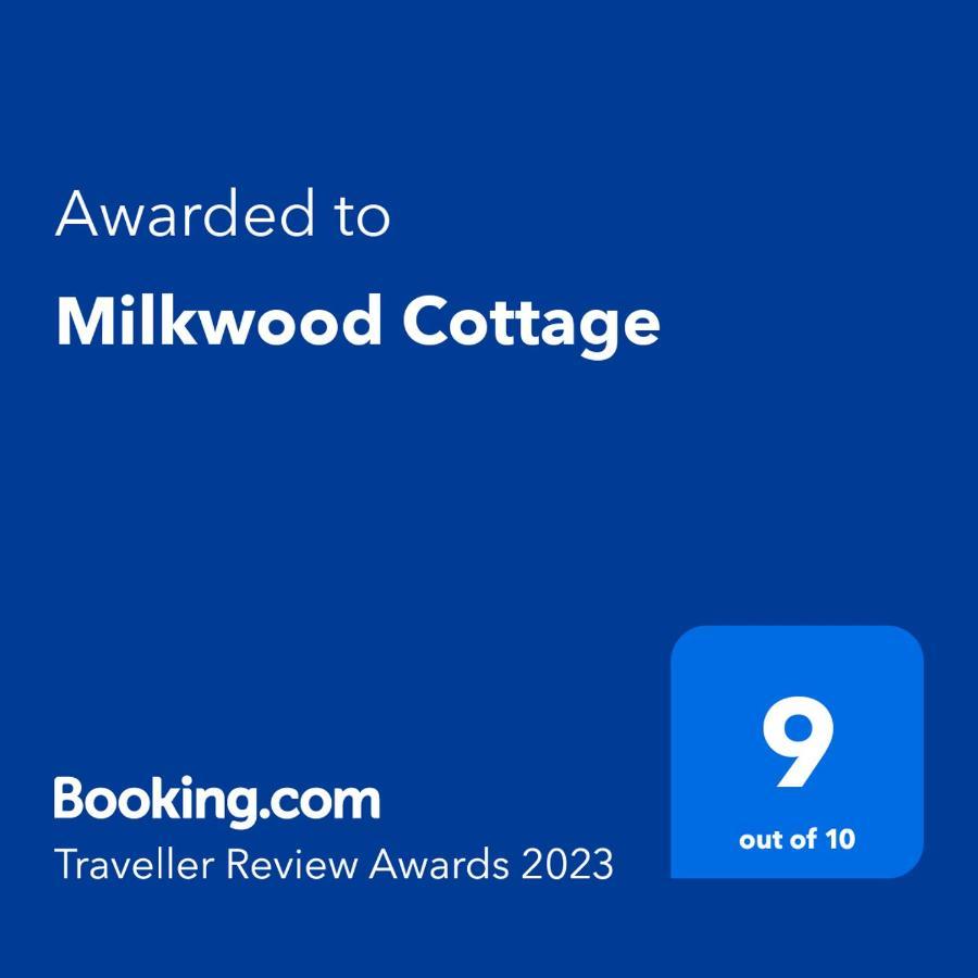 Milkwood Cottage コーウェン エクステリア 写真